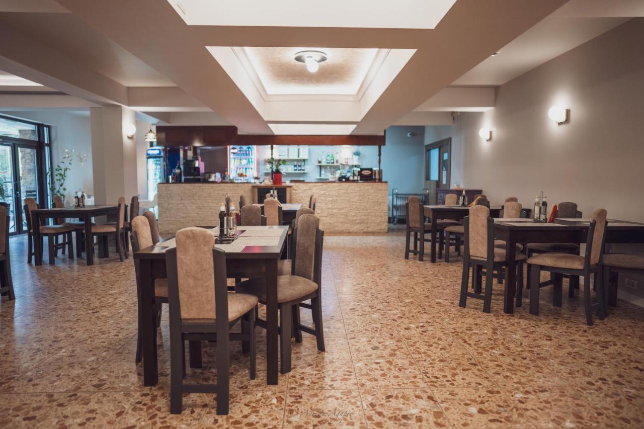 Hotel Hera Предял Экстерьер фото